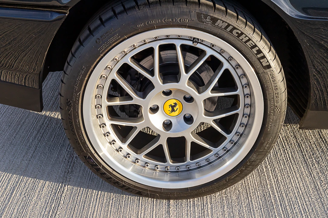 1988 Ferrari Mondial 3.2 - Image 29 of 31