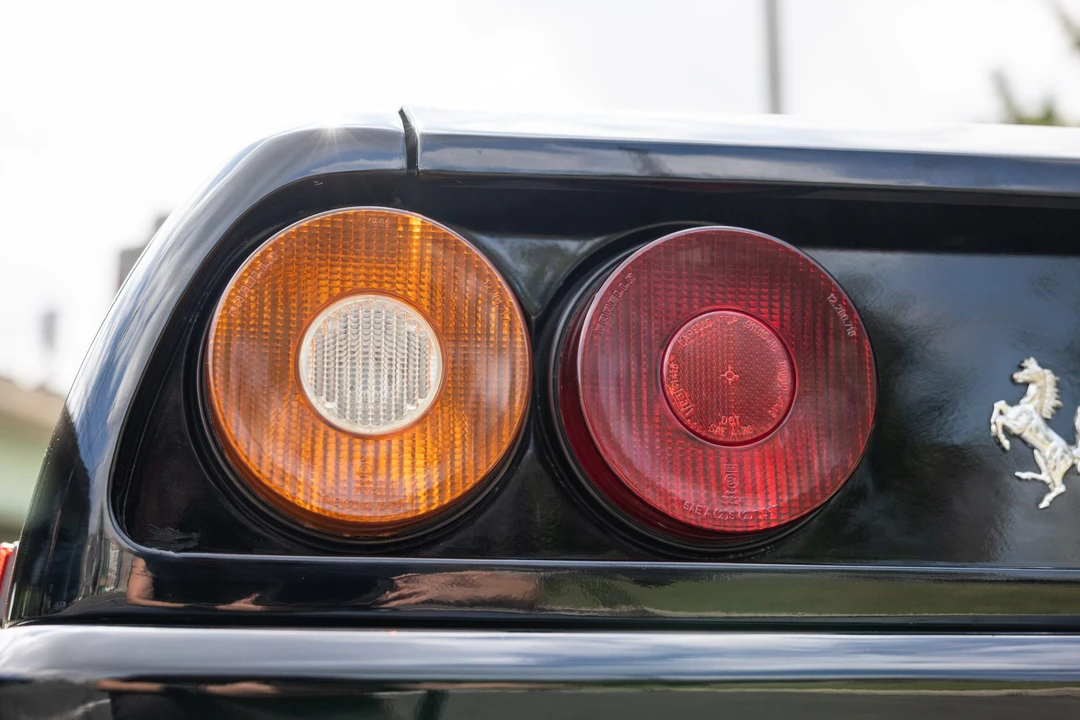 1988 Ferrari Mondial 3.2 - Image 28 of 31