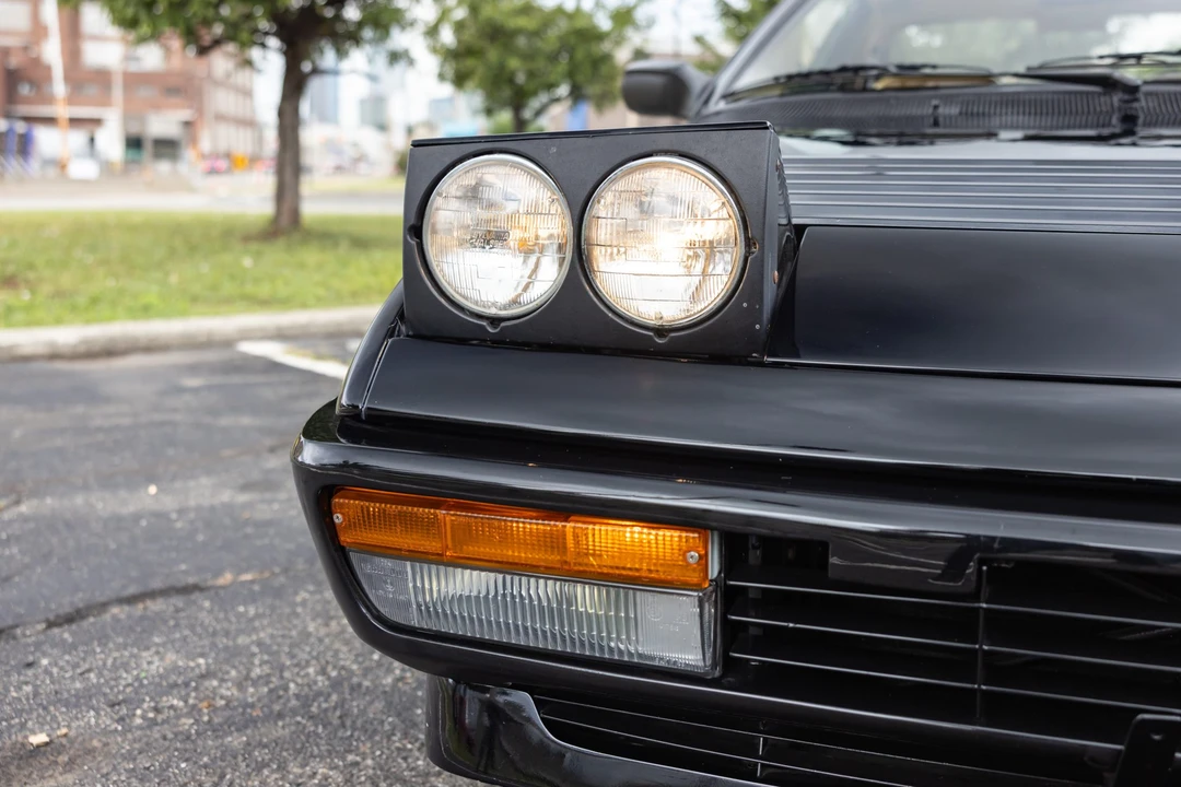 1988 Ferrari Mondial 3.2 - Image 11 of 31