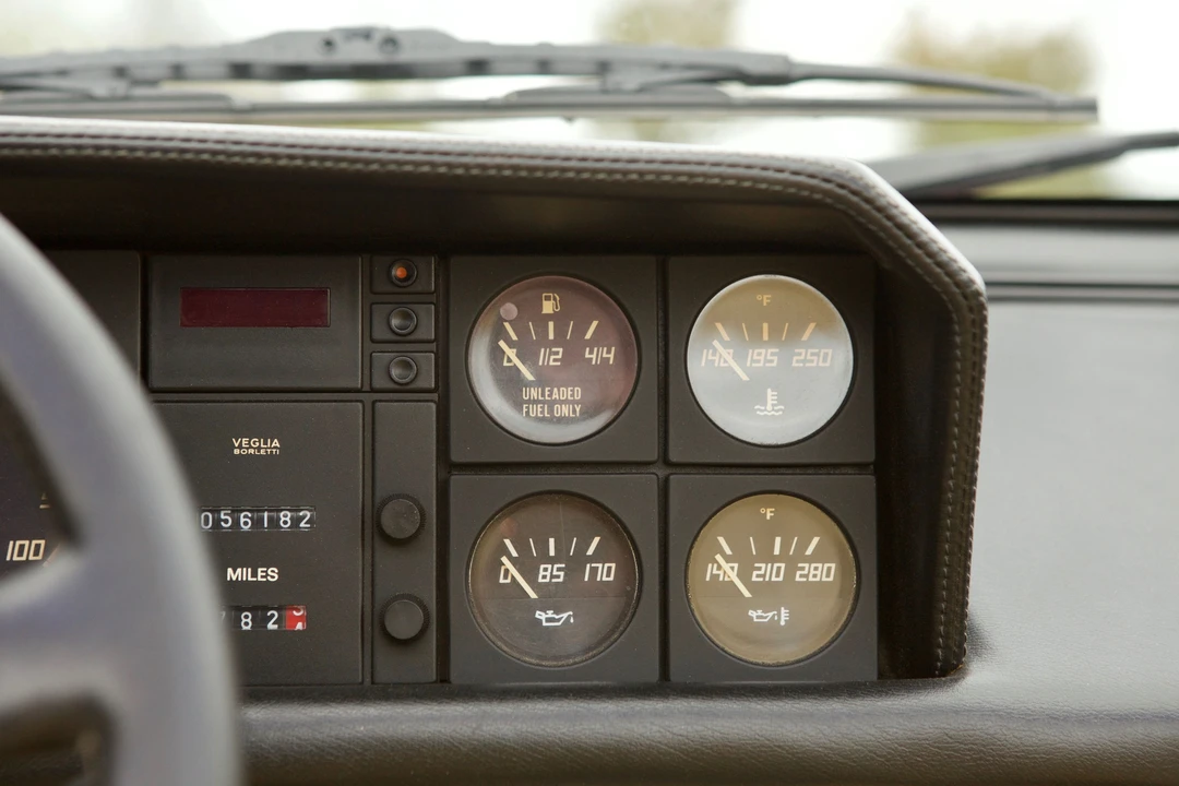 1988 Ferrari Mondial 3.2 - Image 24 of 31