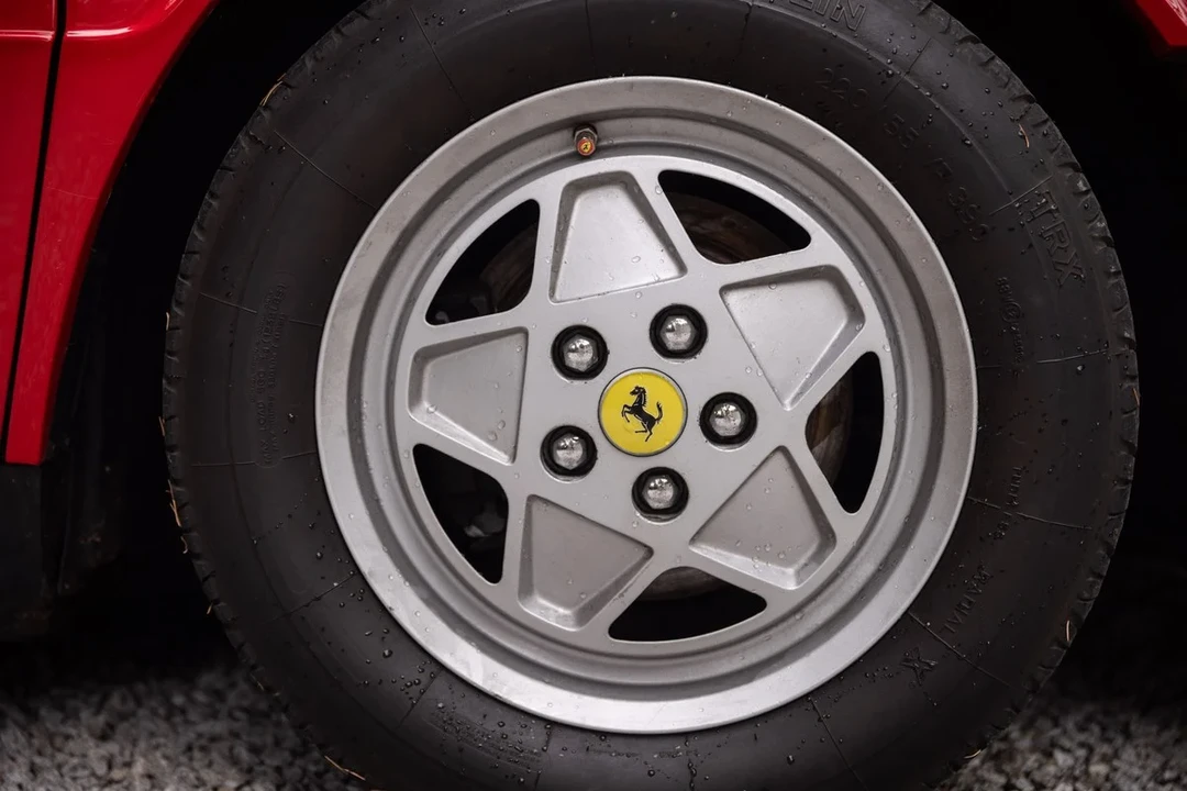 1988 Ferrari Mondial 3.2 - Image 28 of 30