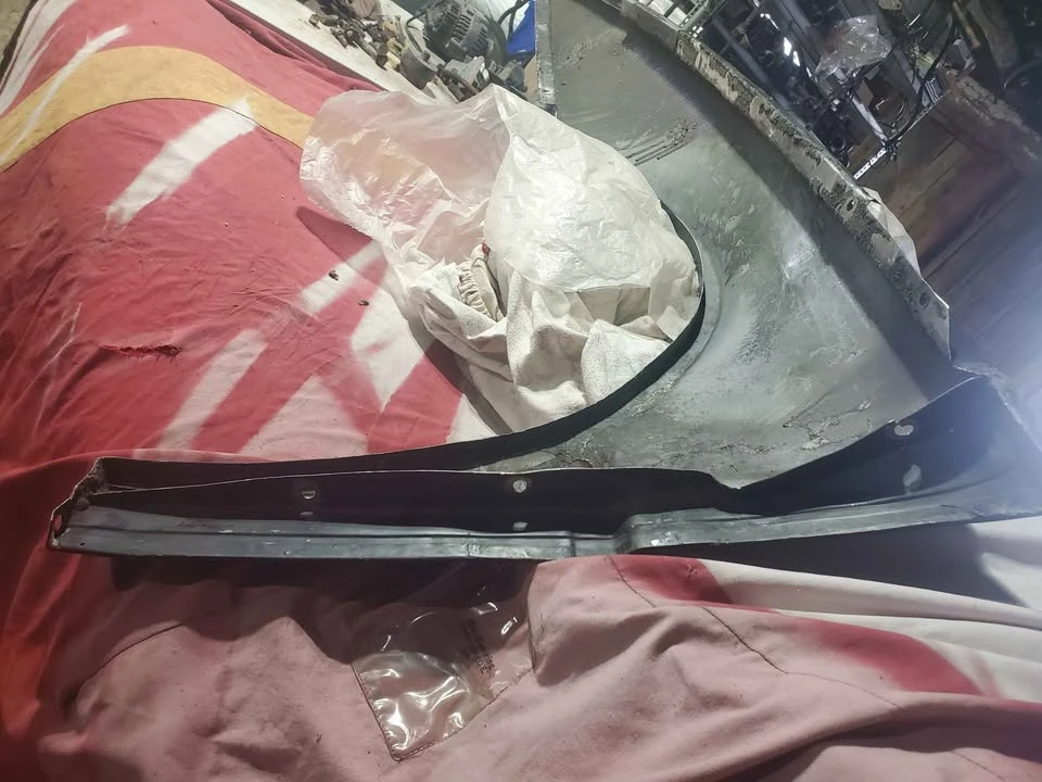 1988 Parts & Memorabilia Bodywork - Image 10 of 20