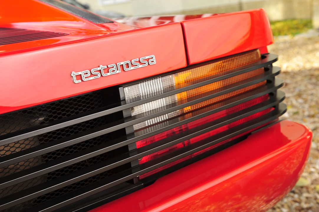 1988 Ferrari Testarossa - Image 12 of 24