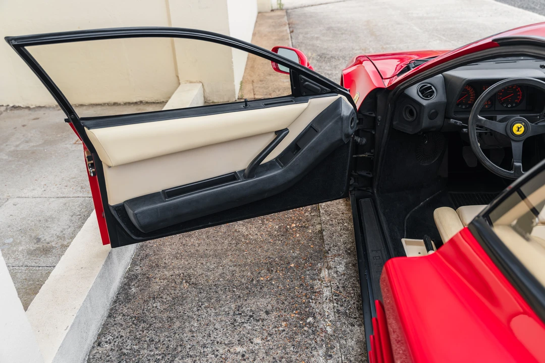 1988 Ferrari Testarossa - Image 22 of 31
