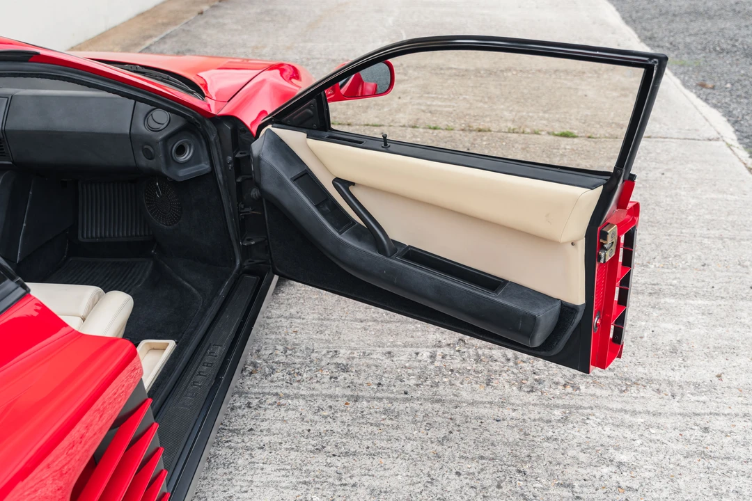 1988 Ferrari Testarossa - Image 19 of 31