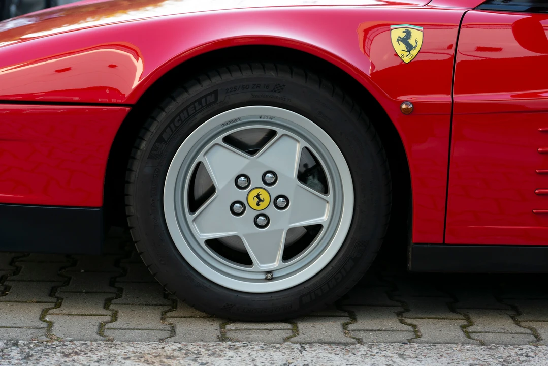 1988 Ferrari Testarossa - Image 16 of 25