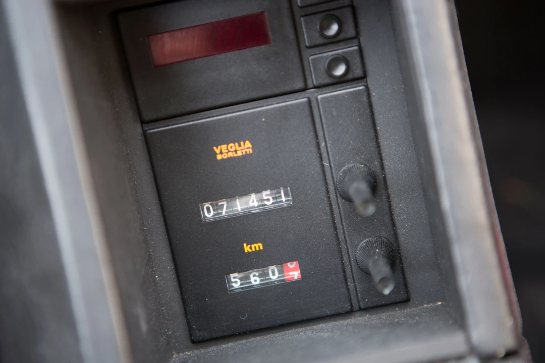1988 Ferrari Testarossa - Image 19 of 24