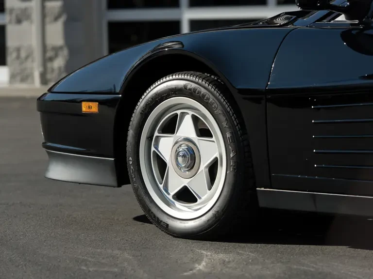1988 Ferrari Testarossa - Image 10 of 23