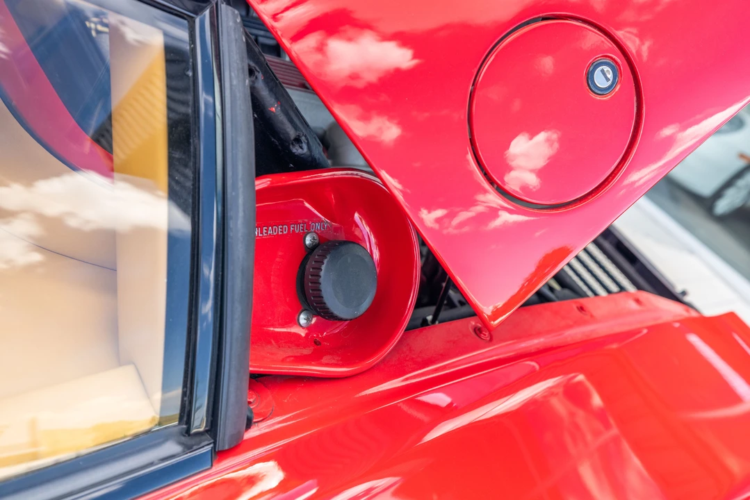 1988 Ferrari Testarossa - Image 26 of 31