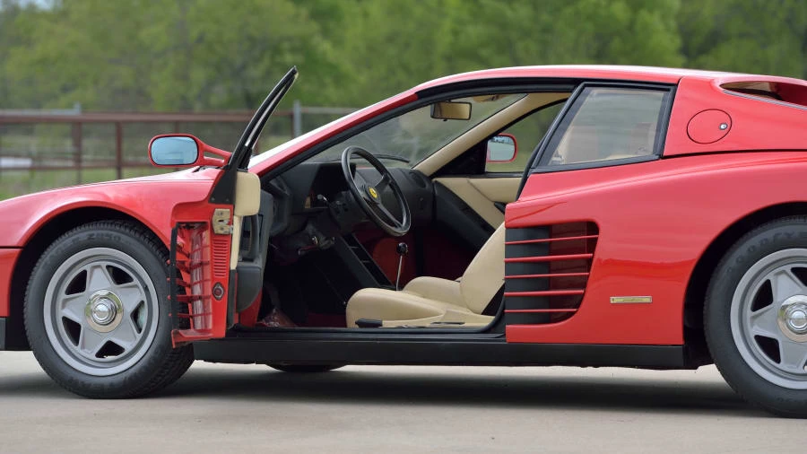 1988 Ferrari Testarossa - Image 17 of 31