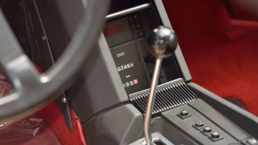 1988 Ferrari Testarossa - Image 28 of 31