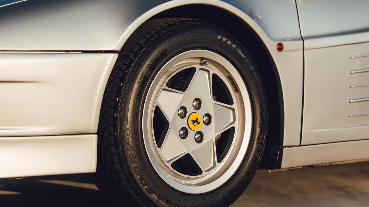 1988 Ferrari Testarossa - Image 15 of 31