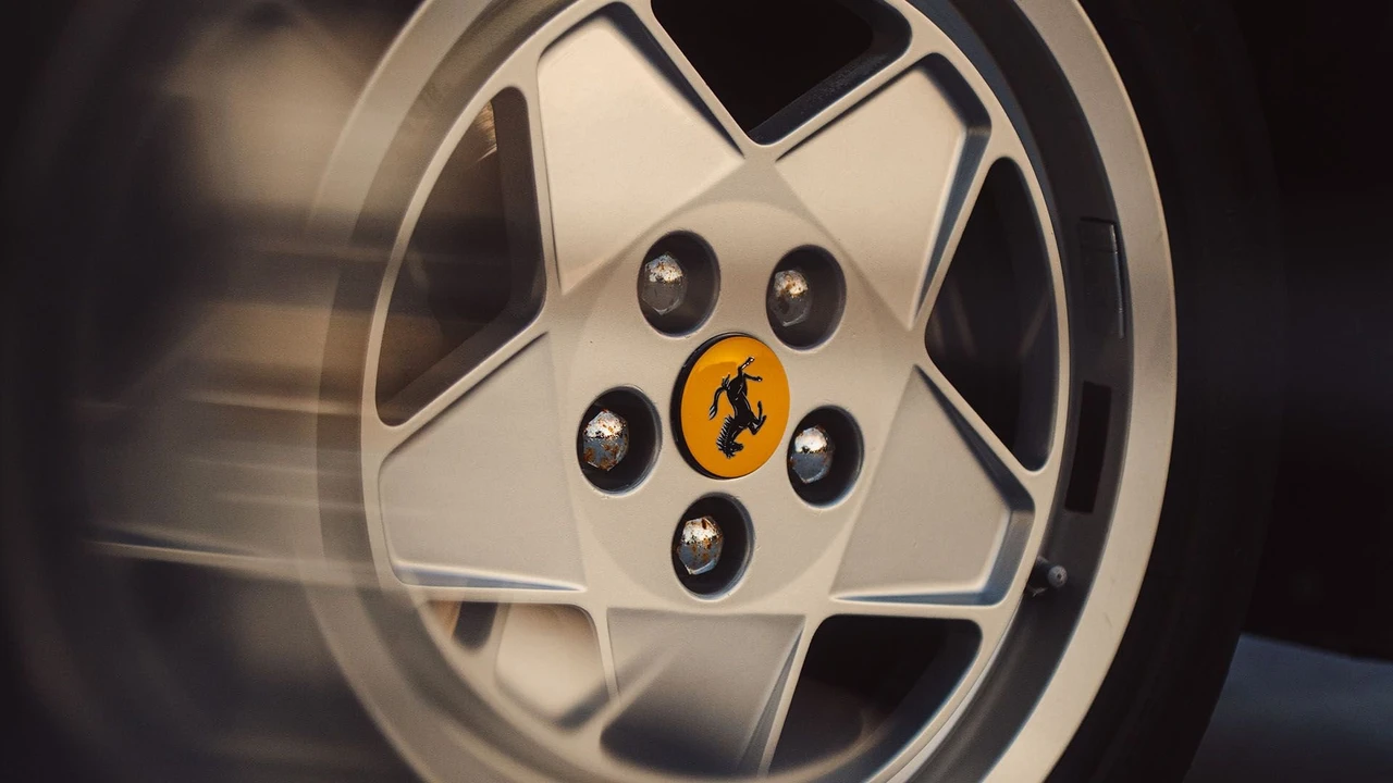 1988 Ferrari Testarossa - Image 27 of 31