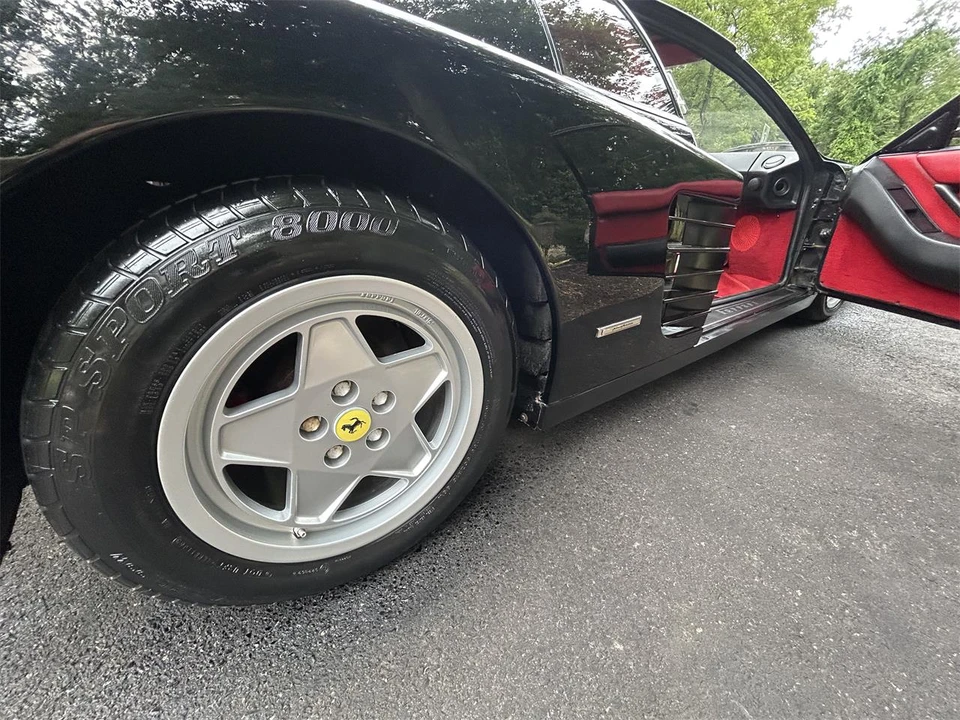 1988 Ferrari Testarossa - Image 9 of 31