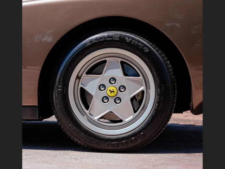 1988 Ferrari Testarossa - Image 23 of 31