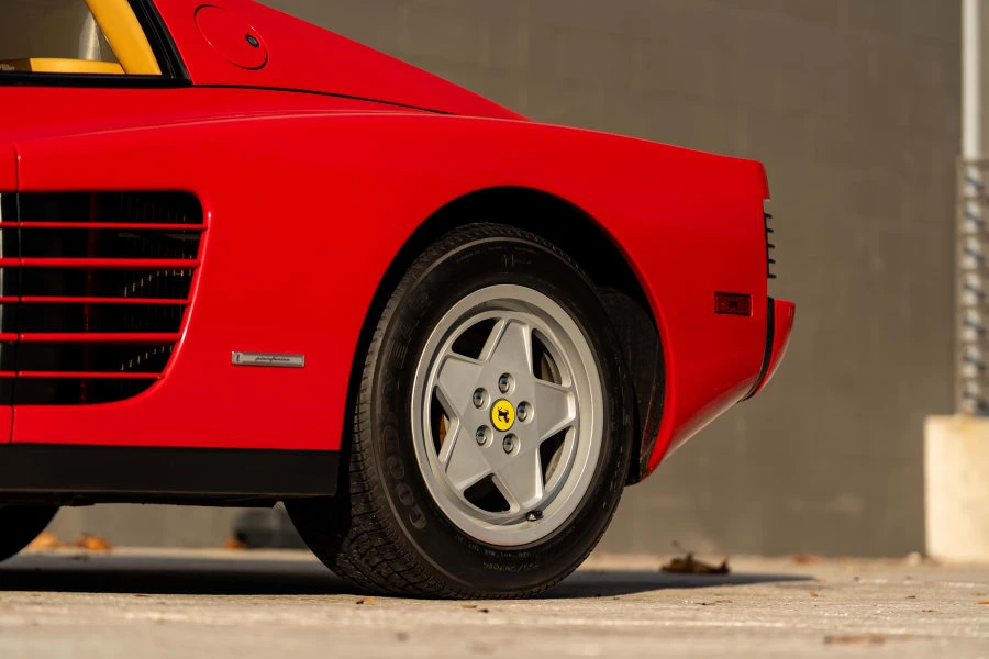 1988 Ferrari Testarossa - Image 17 of 31