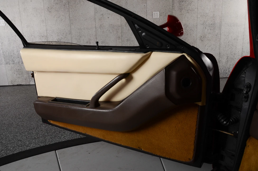 1988 Ferrari Testarossa - Image 29 of 31