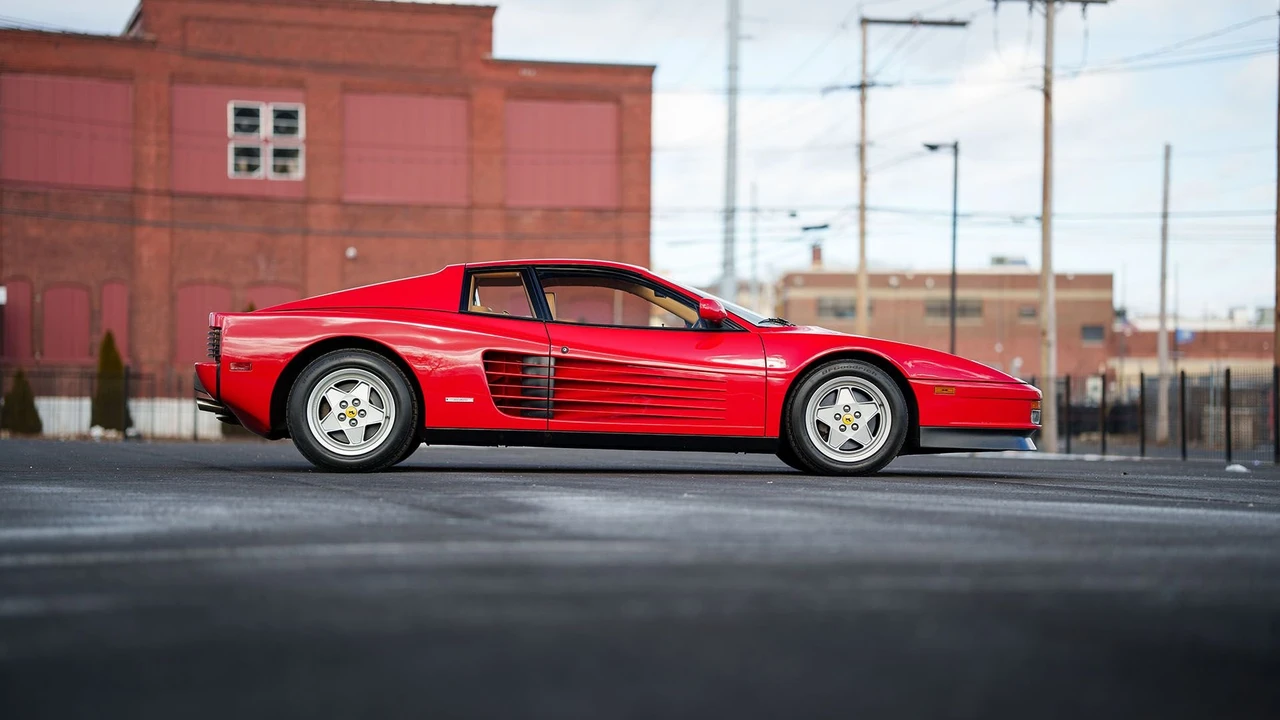1988 Ferrari Testarossa - Image 14 of 31