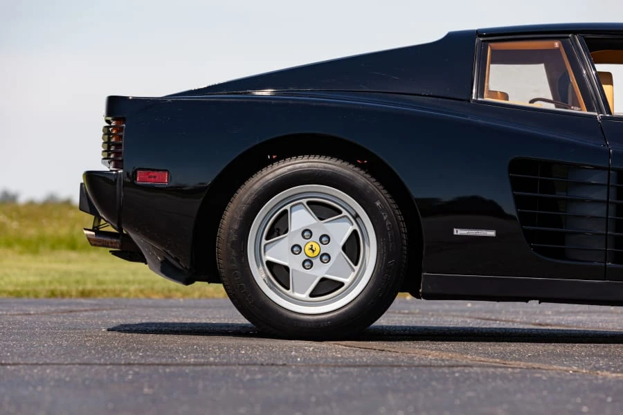 1988 Ferrari Testarossa - Image 11 of 31