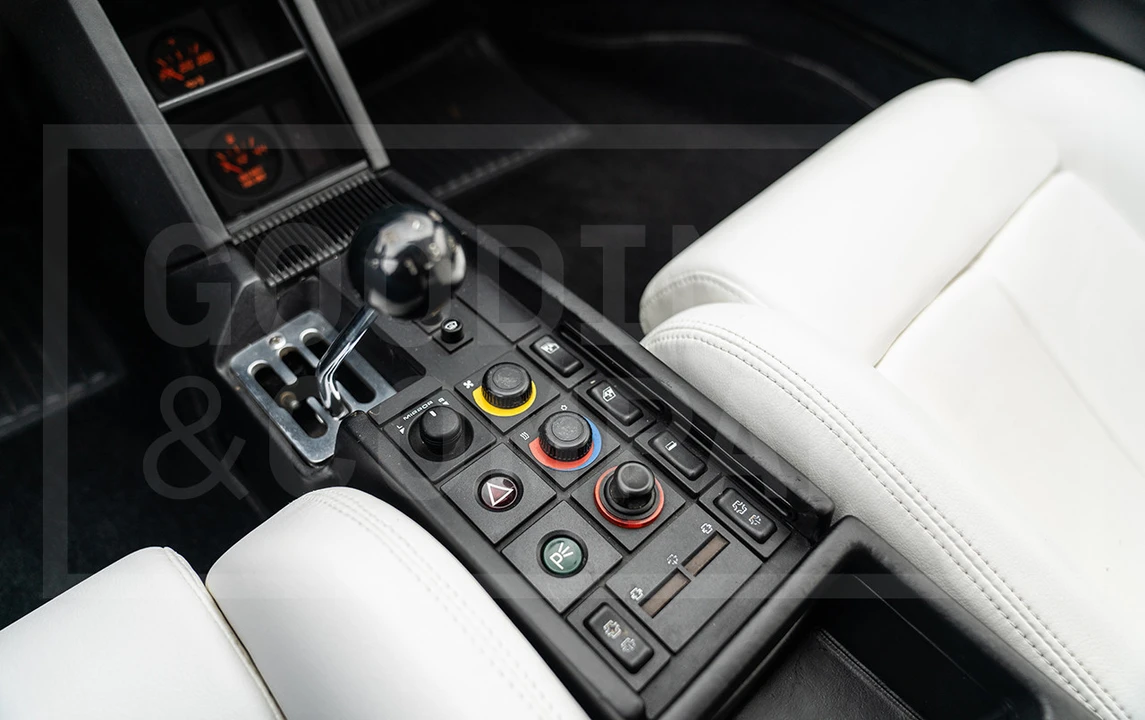 1988 Ferrari Testarossa - Image 11 of 23