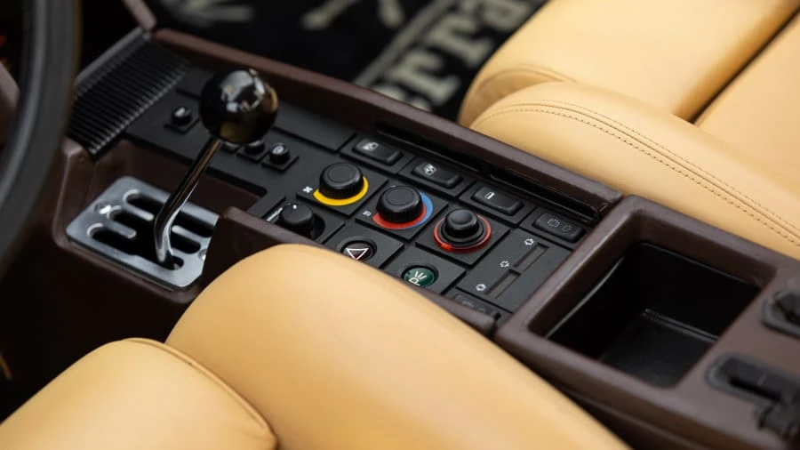 1988 Ferrari Testarossa - Image 25 of 31
