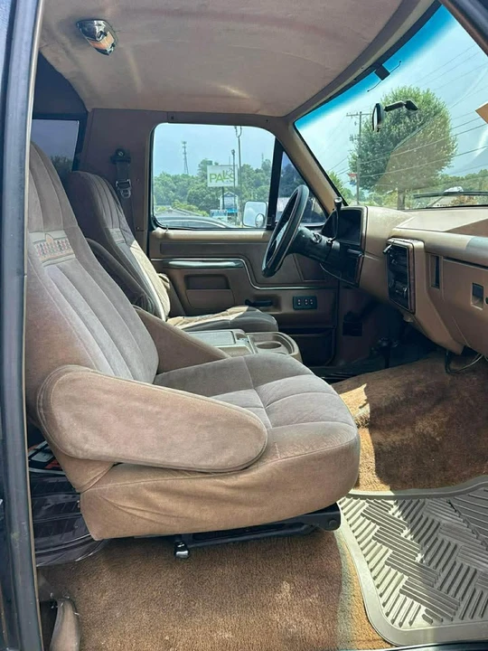 1988 Ford Bronco 4th Gen - Image 19 of 20