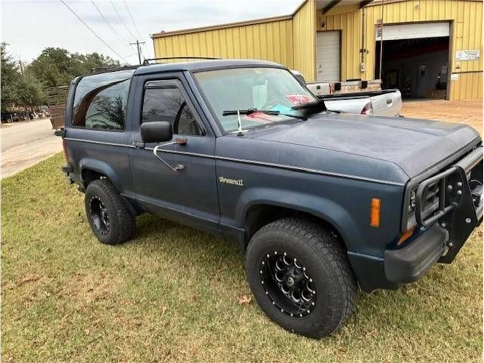 1988 Ford Bronco 4th Gen - Image 4 of 18