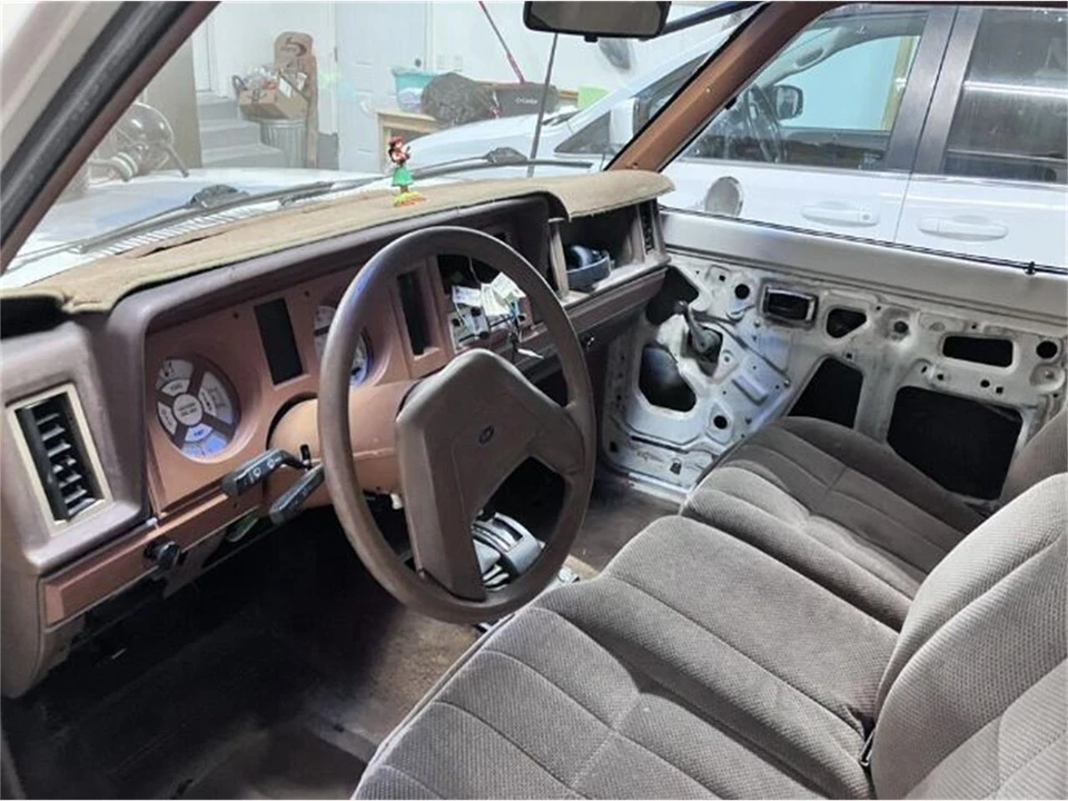 1988 Ford Bronco 4th Gen - Image 6 of 6