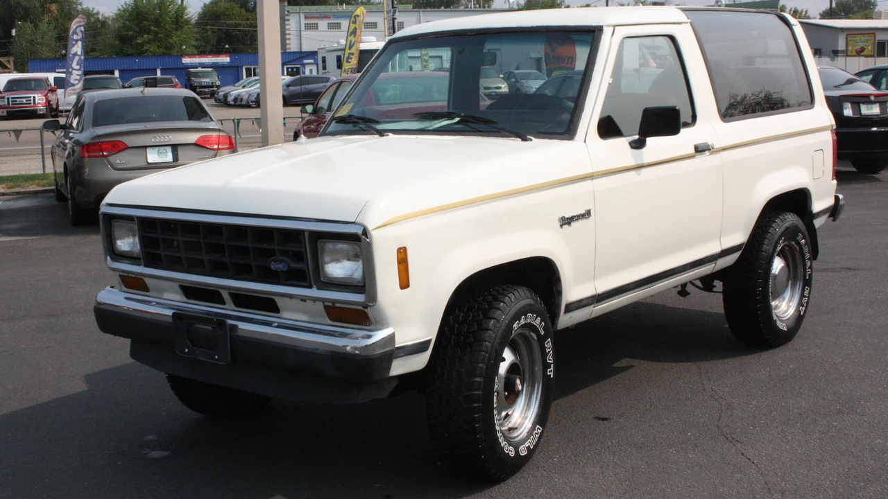 1988 Ford Bronco 4th Gen - Image 11 of 12