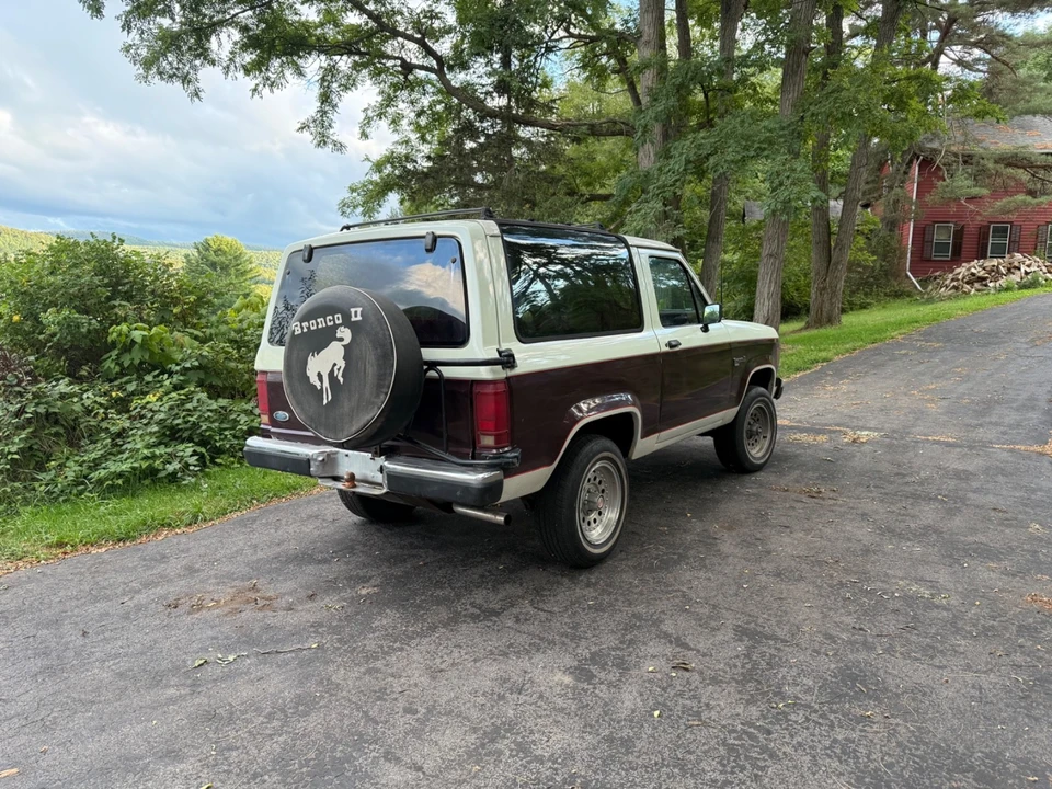 1988 Ford Bronco 4th Gen - Image 2 of 21