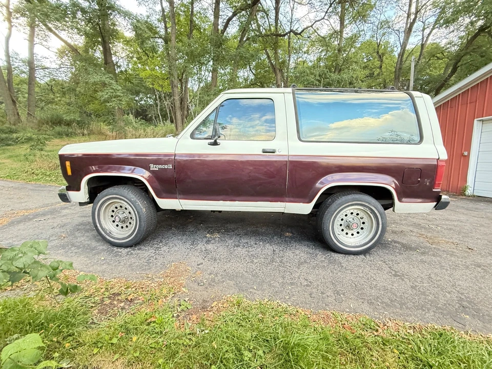 1988 Ford Bronco 4th Gen - Image 9 of 21