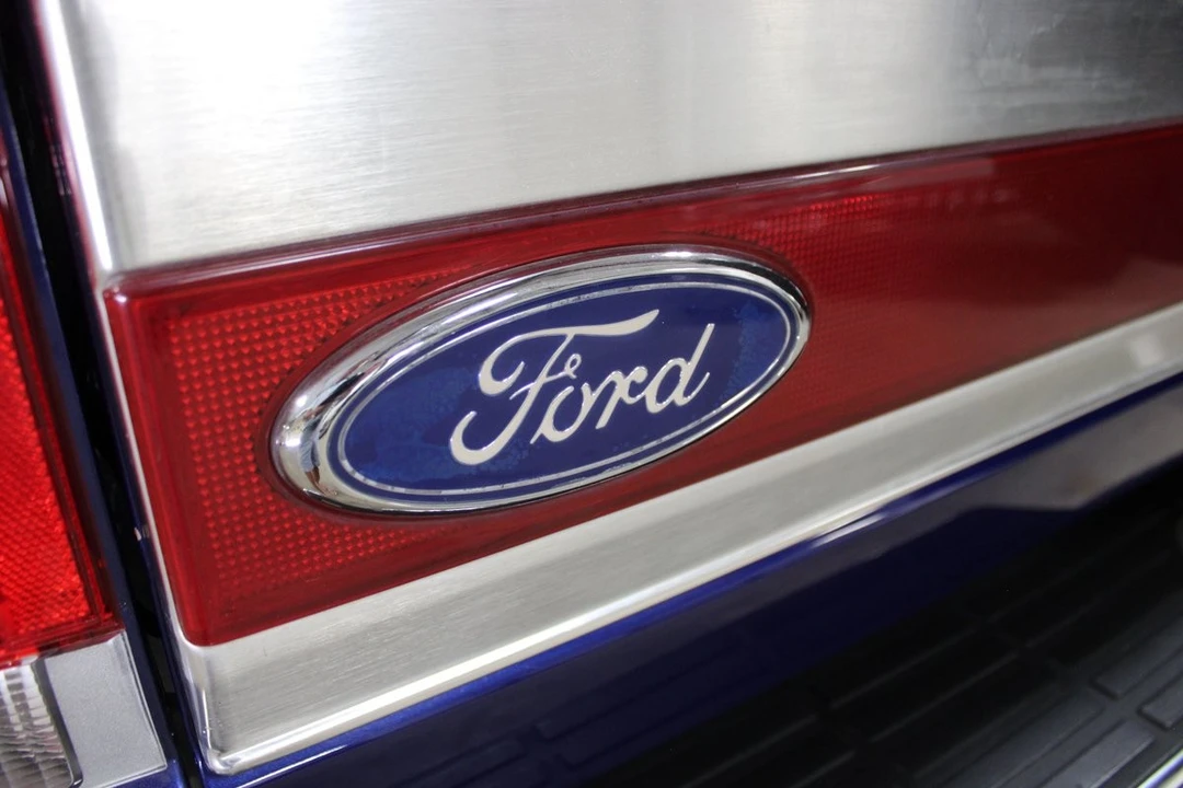 1988 Ford Bronco 4th Gen - Image 17 of 31