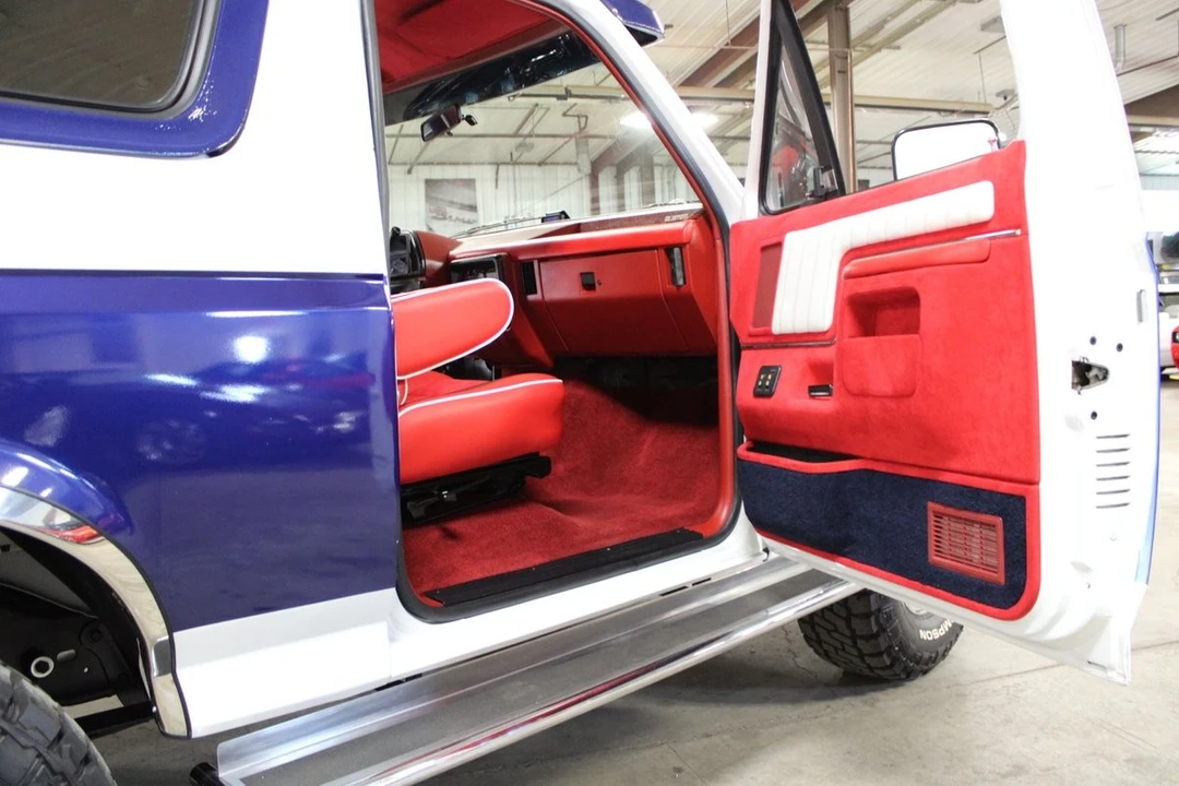 1988 Ford Bronco 4th Gen - Image 23 of 31