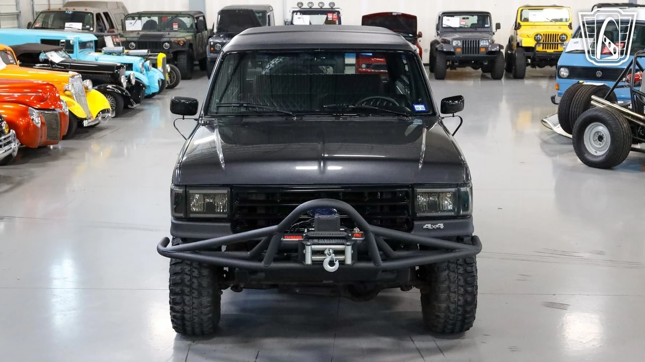 1988 Ford Bronco 4th Gen - Image 3 of 12