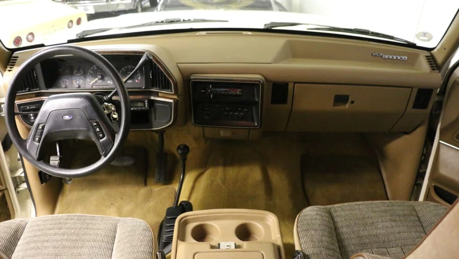 1988 Ford Bronco 4th Gen - Image 16 of 17