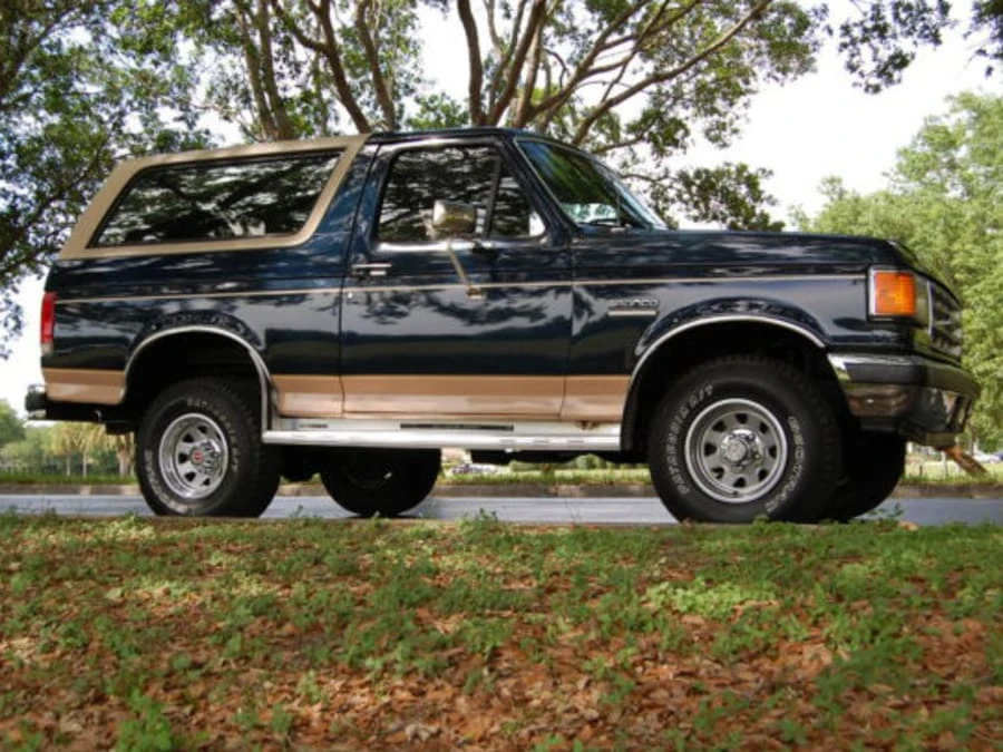 1988 Ford Bronco 4th Gen - Image 2 of 11