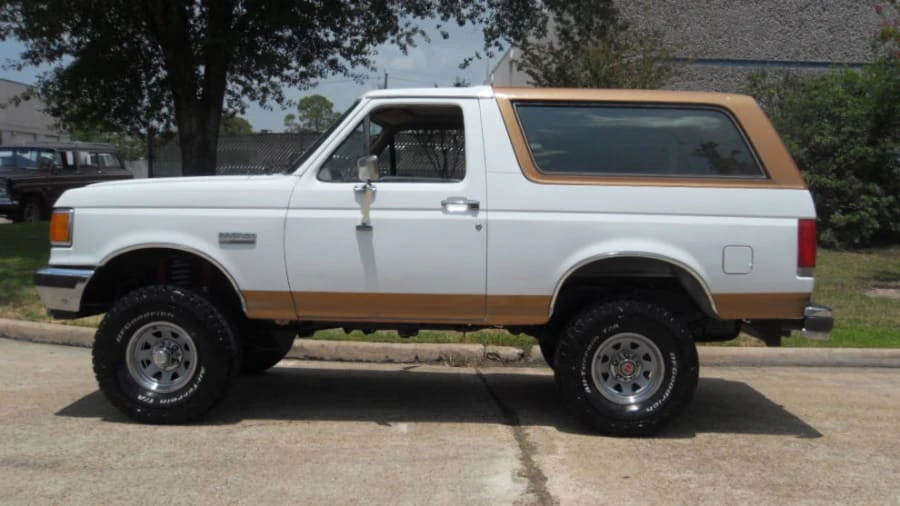 1988 Ford Bronco 4th Gen - Image 2 of 31
