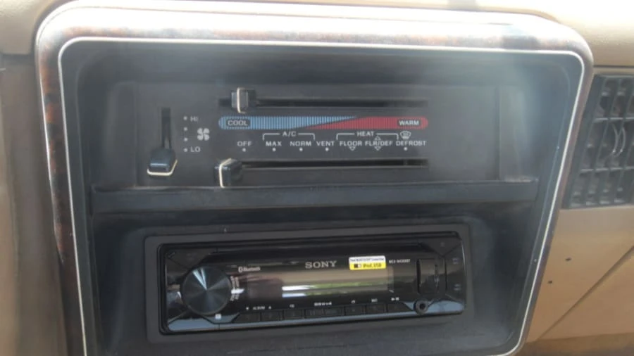 1988 Ford Bronco 4th Gen - Image 8 of 31