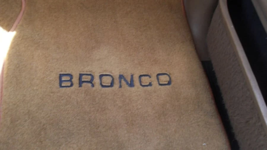 1988 Ford Bronco 4th Gen - Image 15 of 31