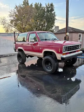 1988 Ford Bronco Badlands Sport Utility 2D