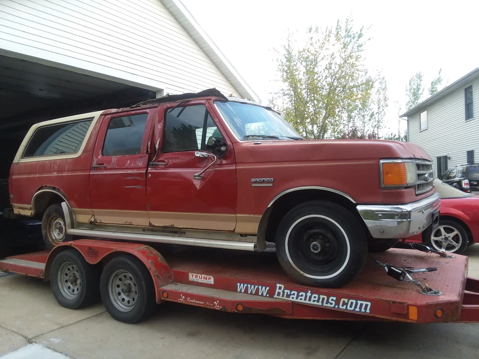 1988 Ford Bronco 4th Gen - Image 5 of 16