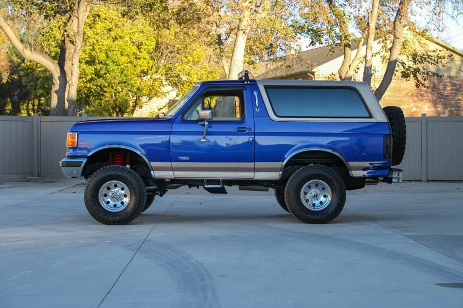1988 Ford Bronco 4th Gen - Image 2 of 31