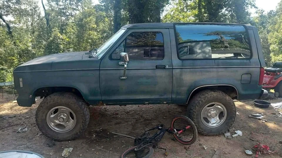 1988 Ford Bronco 4th Gen - Image 3 of 8