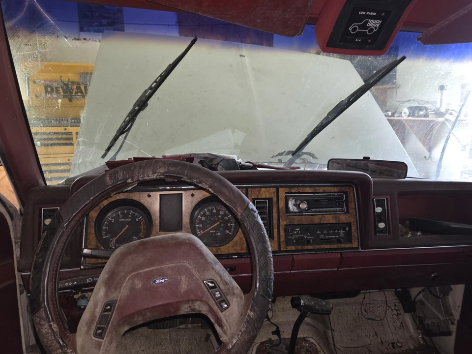 1988 Ford Bronco II - Image 11 of 12