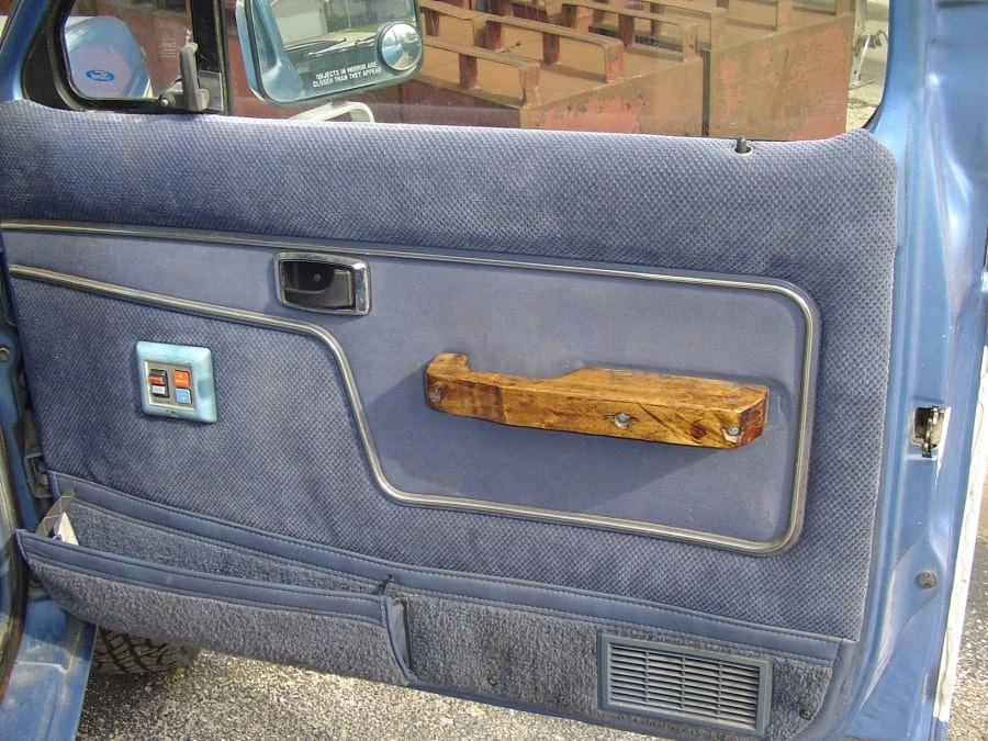 1988 Ford Bronco 4th Gen - Image 13 of 14