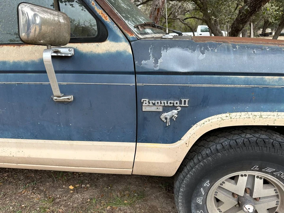 1988 Ford Bronco II - Image 19 of 21
