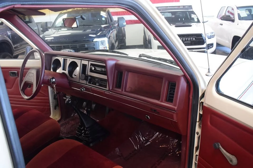 1988 Ford Bronco II - Image 10 of 14