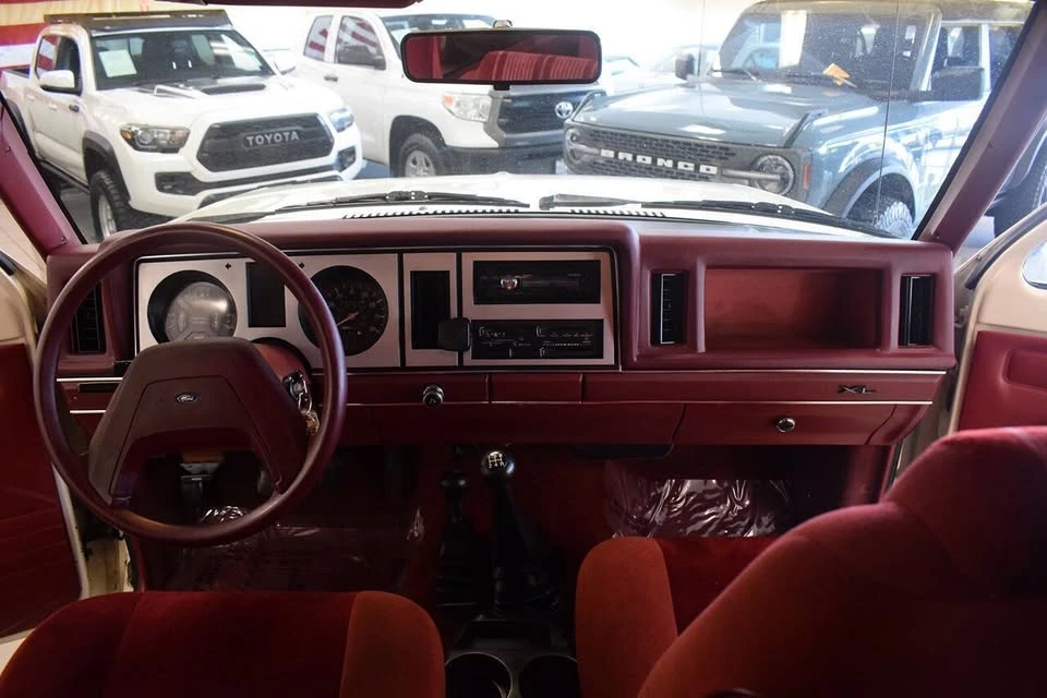 1988 Ford Bronco II - Image 11 of 14
