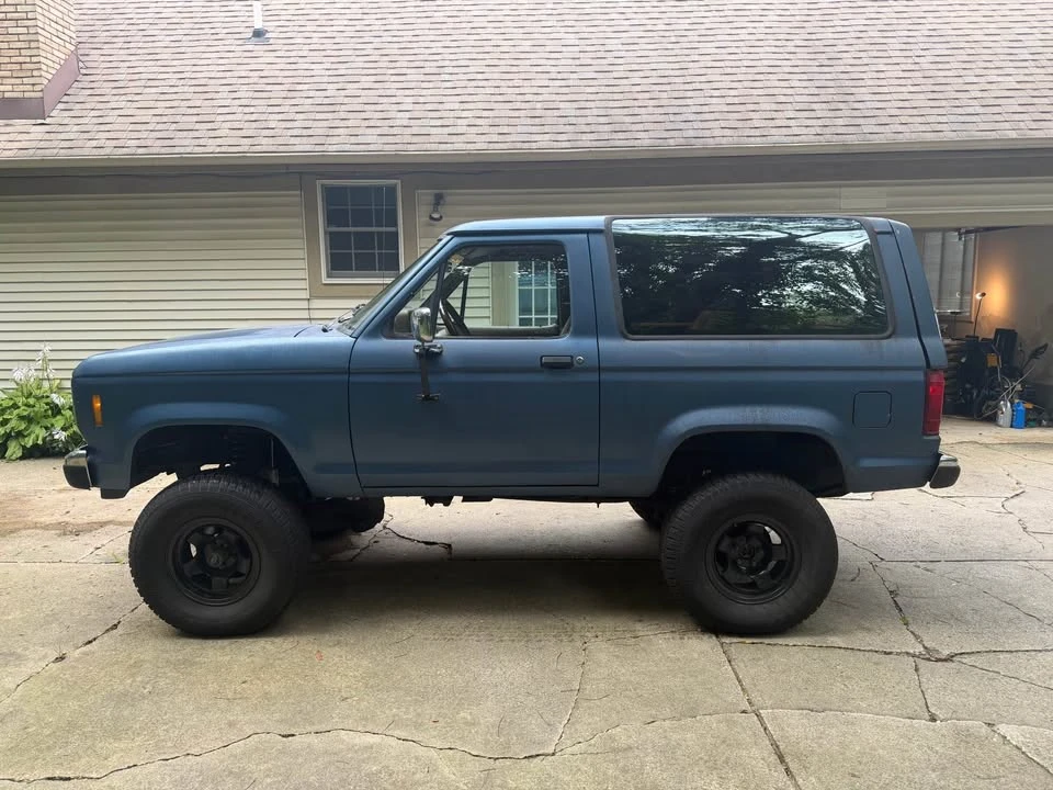 1988 Ford Bronco II - Image 3 of 15