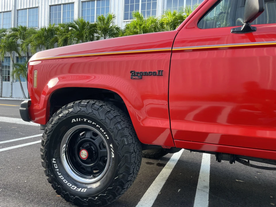 1988 Ford Bronco II - Image 17 of 31